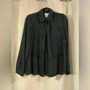Women’s Bon Worth Button Up Blouse